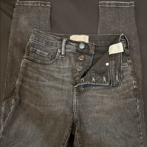 Everlane Men's Black Skinny Jeans